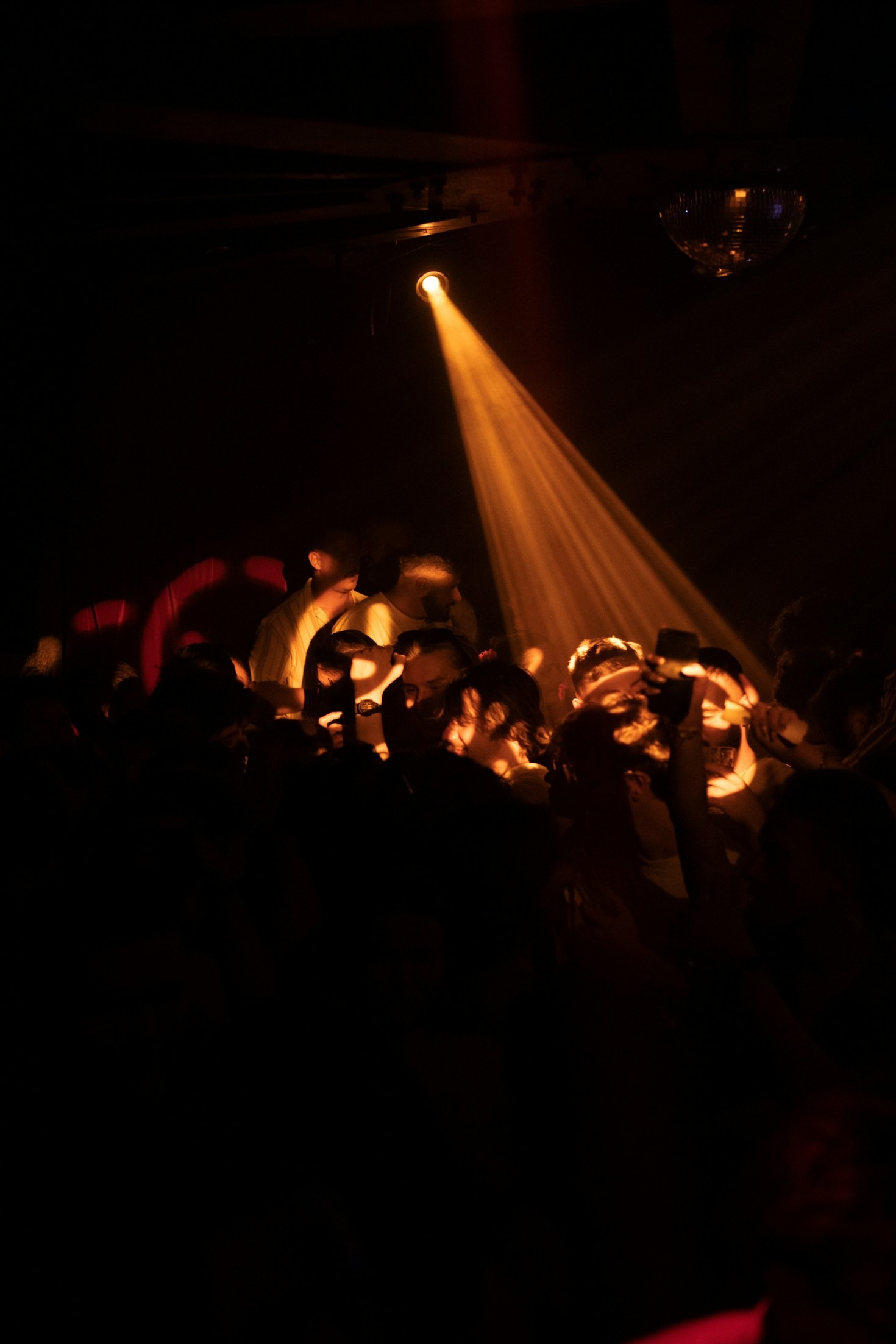 Ritmos que transforman: historias de la cultura rave